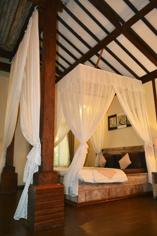 Joglo Villa Bali Penatih Екстериор снимка