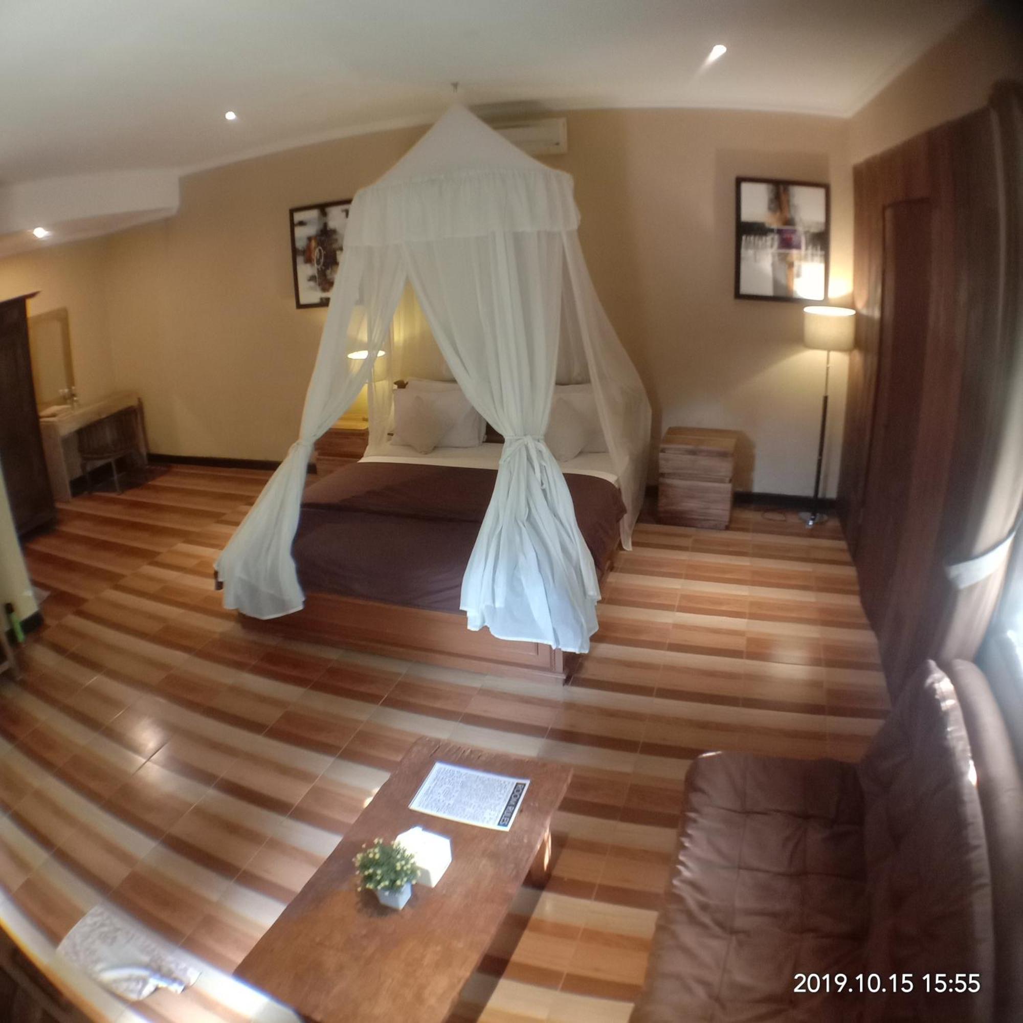 Joglo Villa Bali Penatih Екстериор снимка