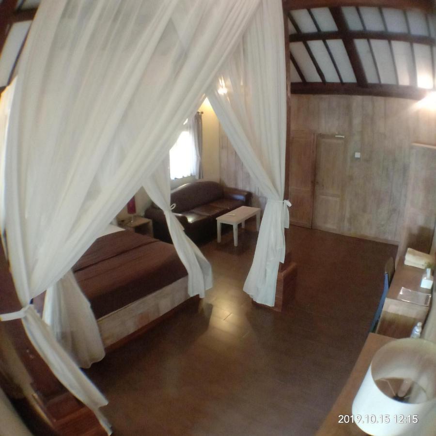 Joglo Villa Bali Penatih Екстериор снимка