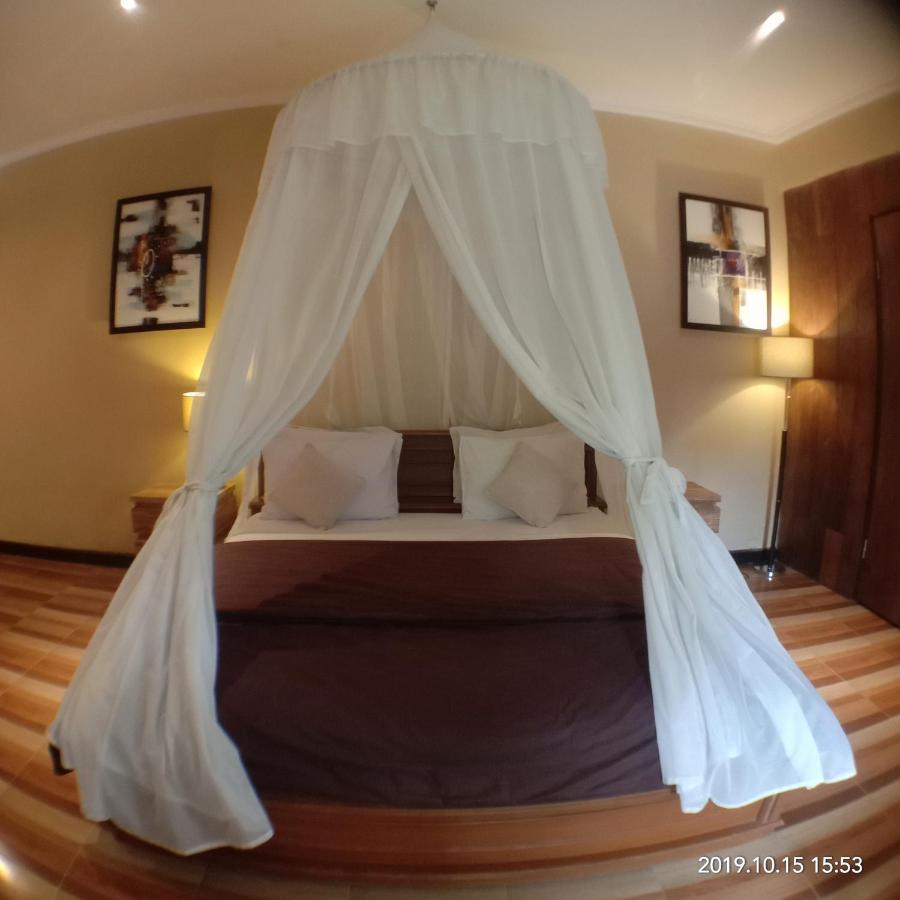 Joglo Villa Bali Penatih Екстериор снимка