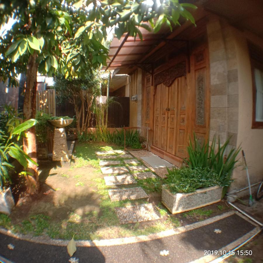 Joglo Villa Bali Penatih Екстериор снимка